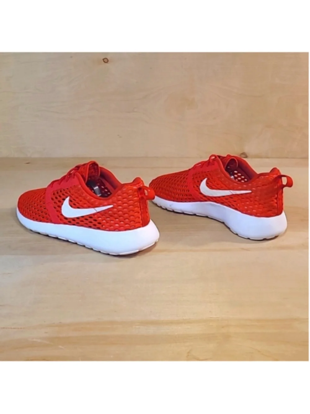 Nike Roshe One Mesh Red Flight Athletic Shoes Size 5.5Y/7 Womens 705485-601